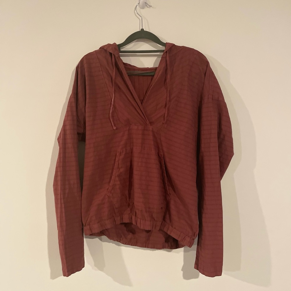 Prana Maroon Pullover Hoodie Size Medium Athlesiure ☀️